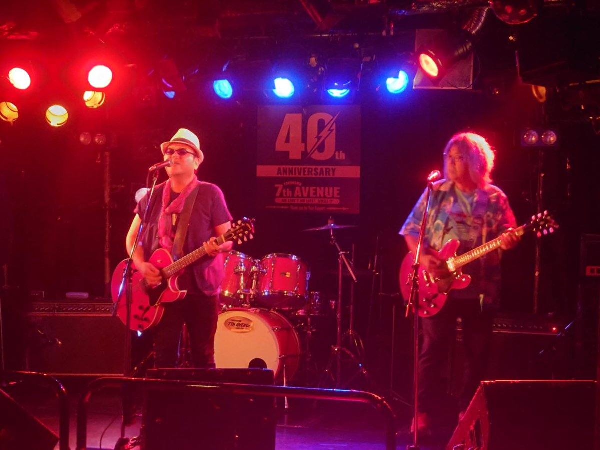 eddyan7's tweet photo. 今日6/26は横浜7th AvenueでMackさんとブルーズデュオ、Uncle Jackでしたー。
反省はあるけど思ったより良いかな…
ほとんど歌詞知らないでコーラスしてるしわら
#unclejack #mack #eddyan #yokohama7thavenue https://t.co/XnTsvZWcCE