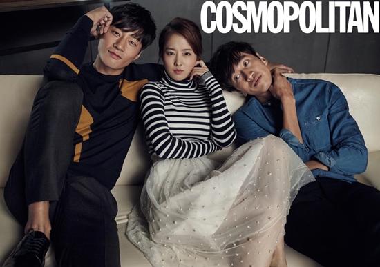 MANOWVIP's tweet photo. Lee Kwang Soo, Lee Chun Hee, Park Bo Young @ Cosmopolitan
#LeeKwangsoo #LeeChunhee #ParkBoyoung https://t.co/gqg1etQ0ub