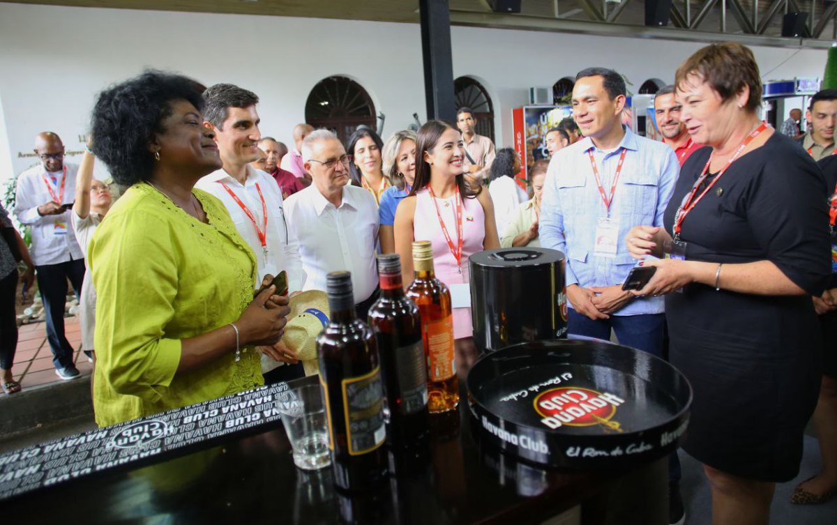 Emp_ECaribe's tweet photo. Desde el Complejo Cultural Heredia de Santiago de Cuba, la XX Feria Internacional ExpoCaribe 2025.
#Cuba
#SantiagoDeCuba
#EdicionesCaribe https://t.co/623kVcdJw6