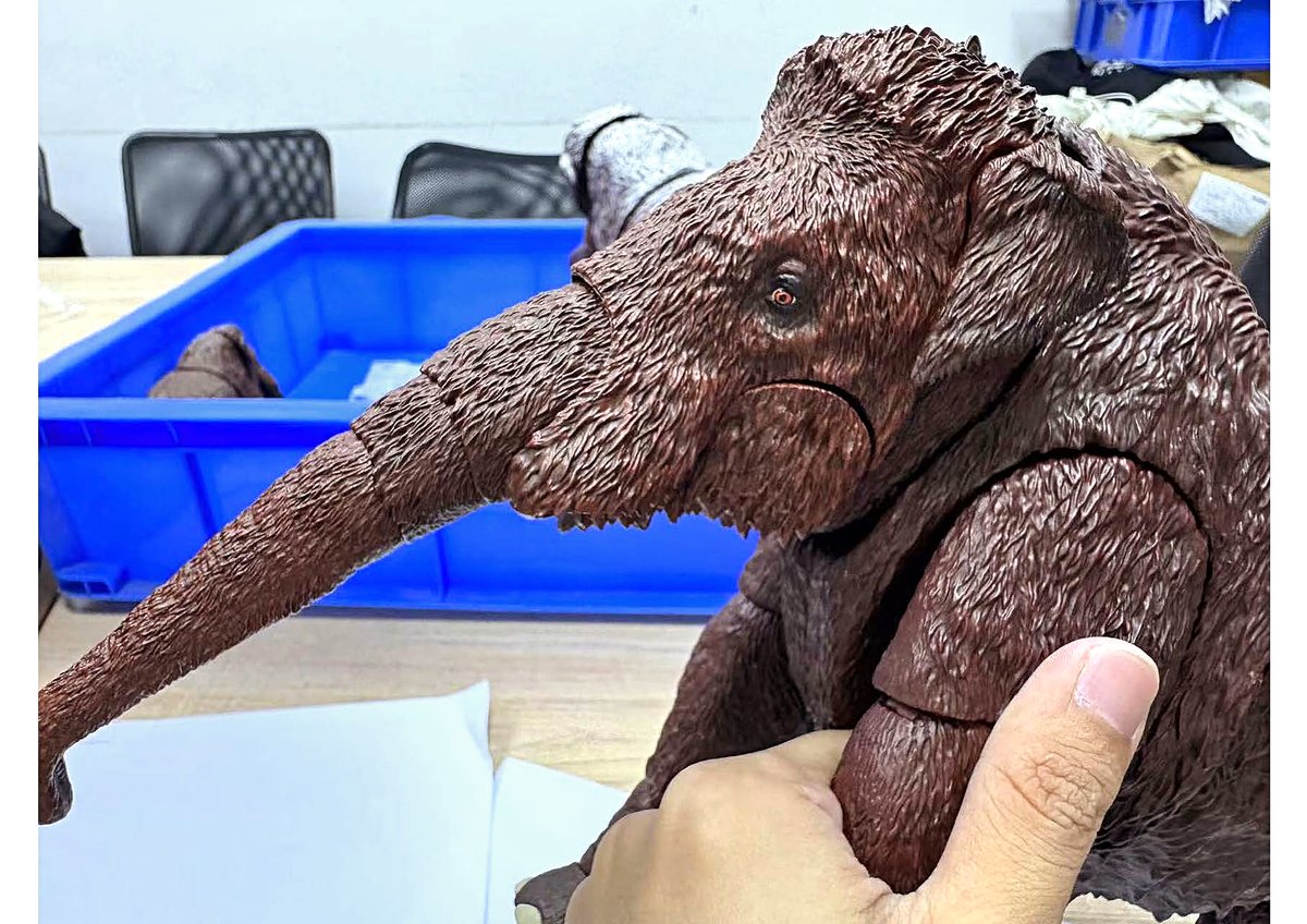 Beast_SculptKit's tweet image. Fresh from the factory, we have our first look at the new Mammoth paint samples! (The prototypes are noted by the P.M. designation.) I&apos;ll have these in hand next week, but they&apos;re looking good so far. More photos coming soon with the next BackerKit update!
