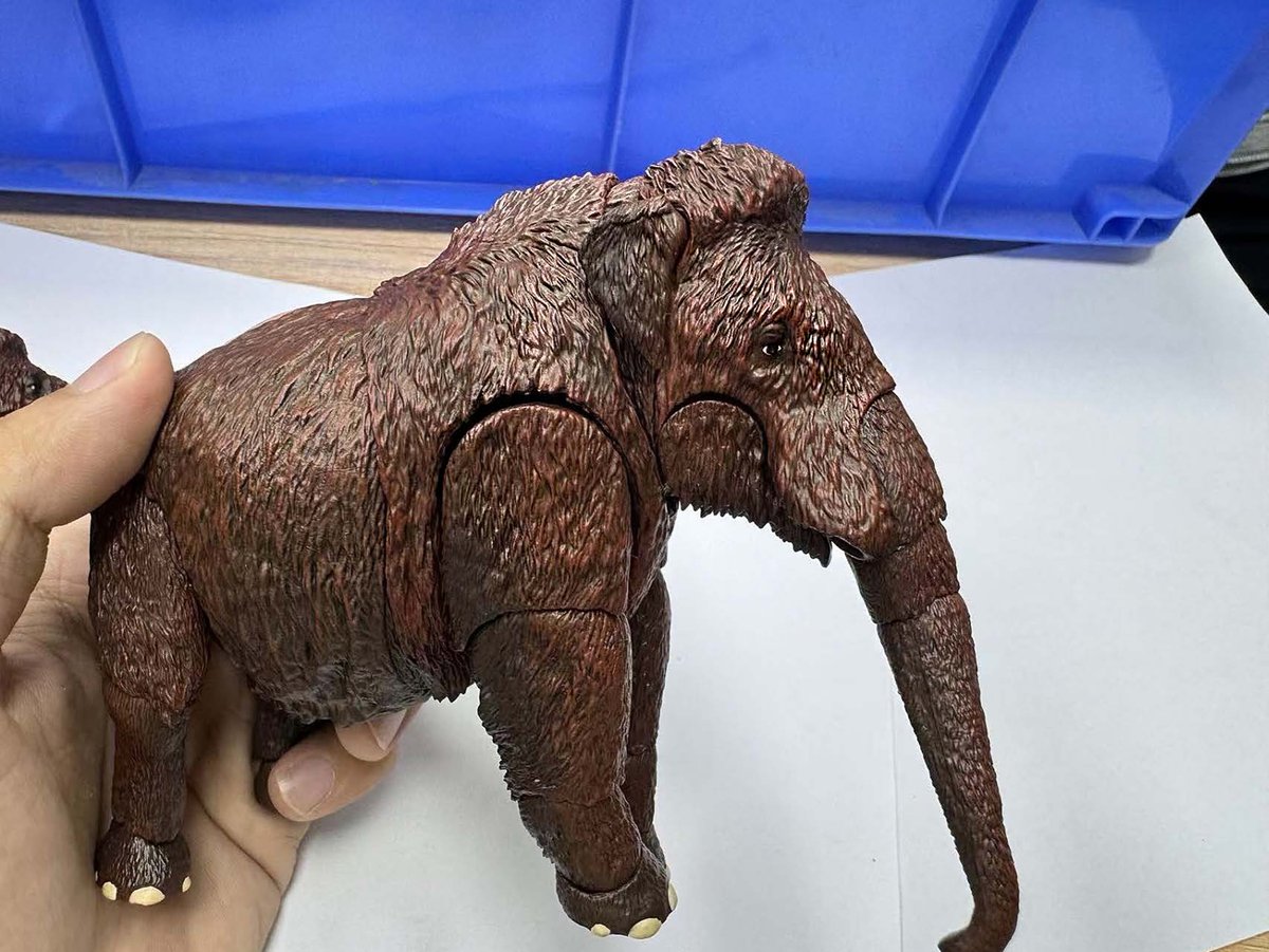Beast_SculptKit's tweet image. Fresh from the factory, we have our first look at the new Mammoth paint samples! (The prototypes are noted by the P.M. designation.) I&apos;ll have these in hand next week, but they&apos;re looking good so far. More photos coming soon with the next BackerKit update!