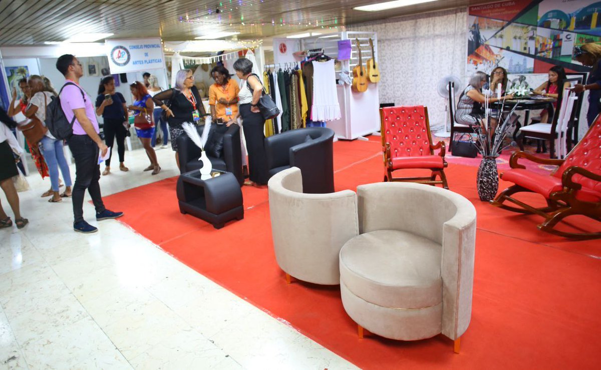 Emp_ECaribe's tweet photo. Desde el Complejo Cultural Heredia de Santiago de Cuba, la XX Feria Internacional ExpoCaribe 2025.
#Cuba
#SantiagoDeCuba
#EdicionesCaribe https://t.co/623kVcdJw6
