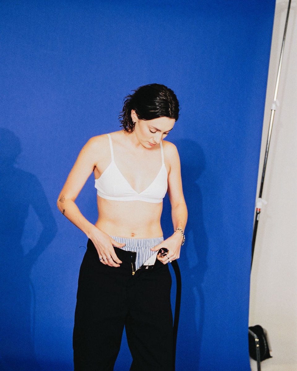 thebeaches's tweet image. OUR DIRTY LITTLE SINGLE TOUCH MYSELF IS OUT NOW!!!!! go stream and touch yourself &lt;3
thebeaches.ffm.to/touchmyself