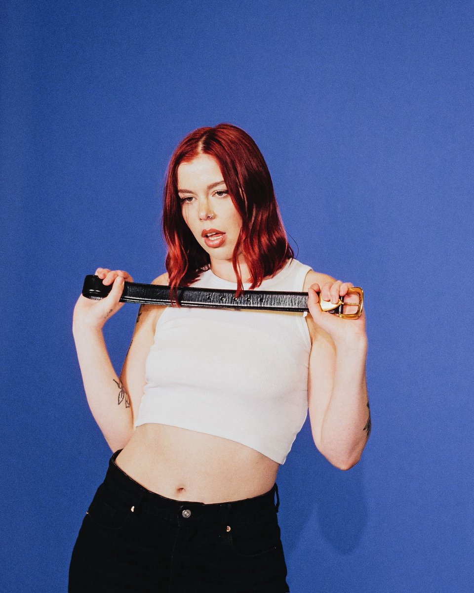 thebeaches's tweet image. OUR DIRTY LITTLE SINGLE TOUCH MYSELF IS OUT NOW!!!!! go stream and touch yourself &lt;3
thebeaches.ffm.to/touchmyself