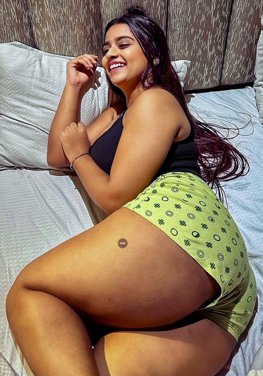 LordEndlessDark's tweet photo. Suhuu massive gaand 
Abbbah lanja aa gudda cheelchi face sitting cheyinchukovali 
🥵🥵🔥🔥💦💦💦 https://t.co/6MacinHmTY