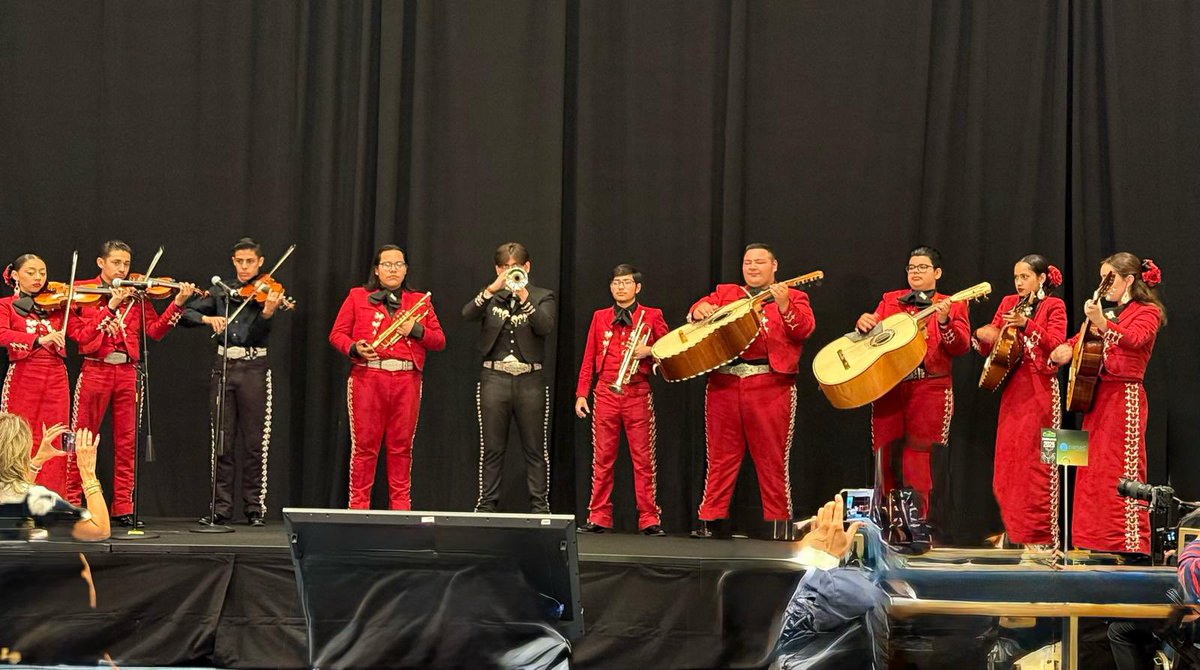 This morning Sweetwater High School Mariachi opened the <a href="/CALSAfamilia/">CALSA</a> conference showcasing their incredible musical skills, bringing the vibrant spirit of mariachi to the stage. We are so proud of these outstanding performers! #SUHSD