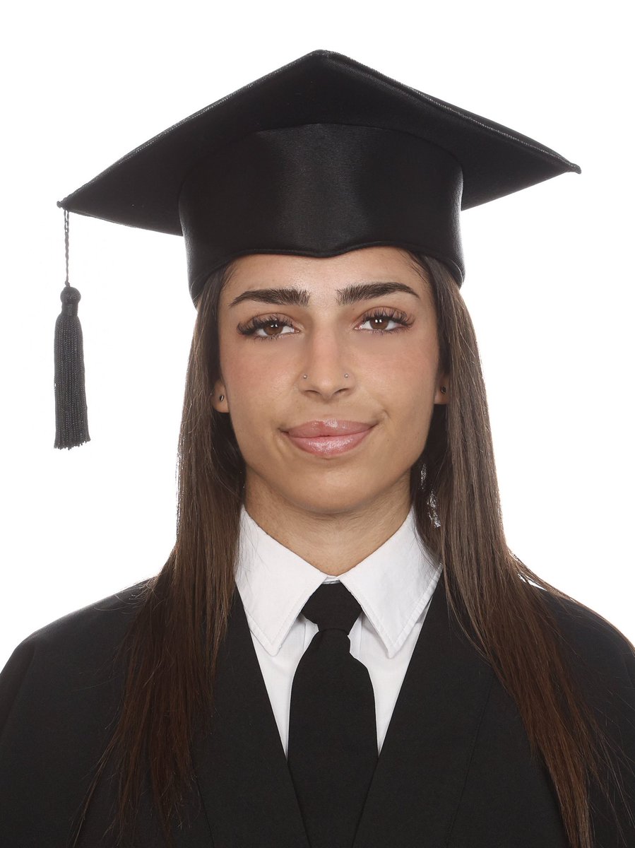 MariaTN17's tweet image. Oficialmente arquitecta ✨