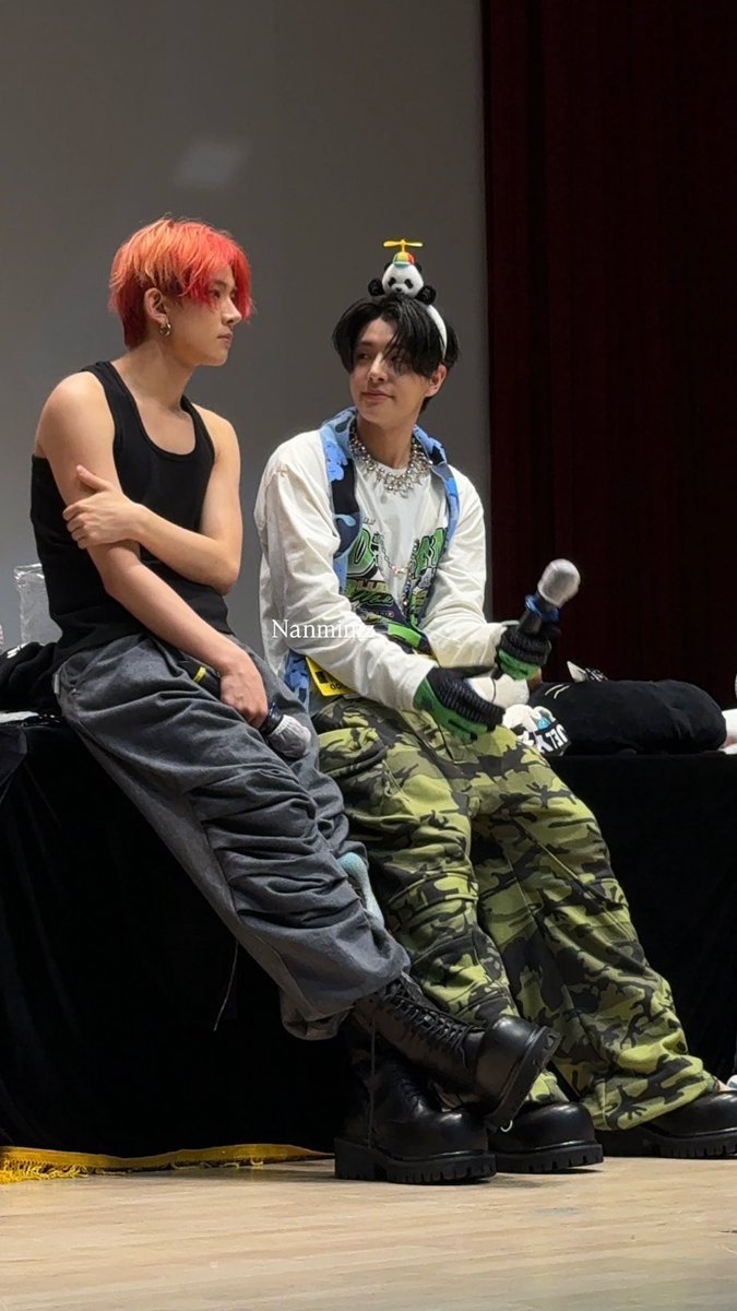 jake said (🫠) emoji symbolizes him after seeing heeseung…

🦮: Heeseung got some cute sides.
🦌: Do I?
🦮: yes
🦮: It's me after seeing him ⟶ (🫠)