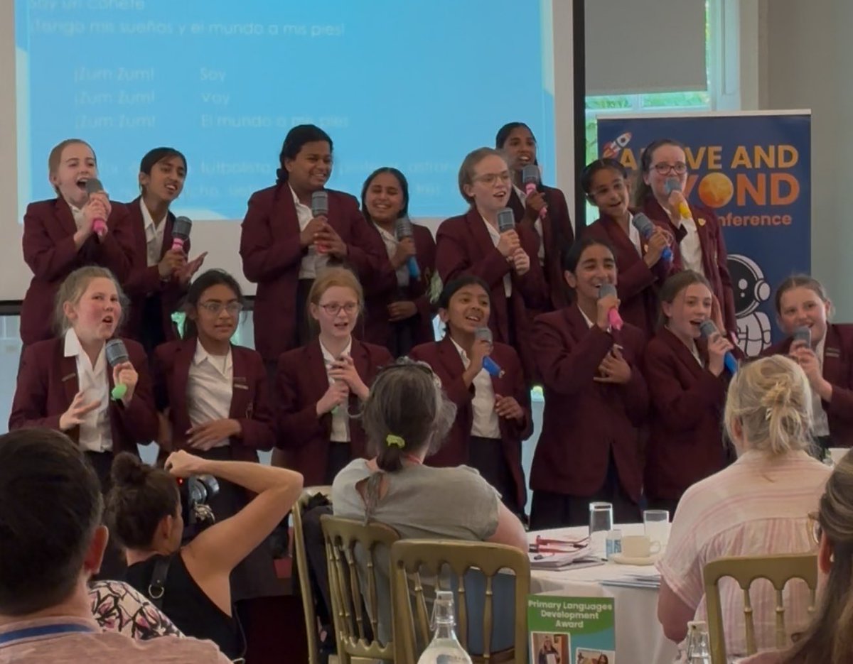 Primary MFL at Bolton School Primary Division (@bspdmfl) on Twitter photo Last week, our amazing singers sang a selection of my #french #Spanish songs at the <a href="/network_primary/">Primary Languages Network</a> Languages Conference & they were incredible! I also won an award for my #primarylanguages implementation in #EYFS & #KS1 🥰 #@BSPDInfants <a href="/BSPDJnrGirls/">BoltonSchoolJnrGirls</a> <a href="/BoltonSch/">Bolton School</a> Last week, our amazing singers sang a selection of my #french #Spanish songs at the <a href="/network_primary/">Primary Languages Network</a> Languages Conference & they were incredible! I also won an award for my #primarylanguages implementation in #EYFS & #KS1 🥰 #@BSPDInfants <a href="/BSPDJnrGirls/">BoltonSchoolJnrGirls</a> <a href="/BoltonSch/">Bolton School</a>