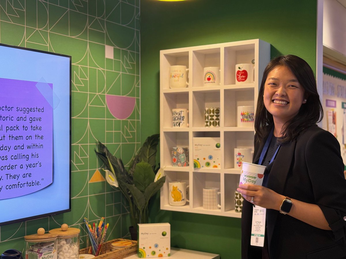 CooperVision's tweet image. Headed back to the Exhibit Hall at #OptometrysMeeting? Don’t forget to swing by CooperVision Elementary! 📚✏️ Our new Teachers' Lounge is the perfect spot to learn about MiSight® and MyDay® contact lenses. Stop in and grab a coffee and chocolate today! #ECPCommunity #CooperVision