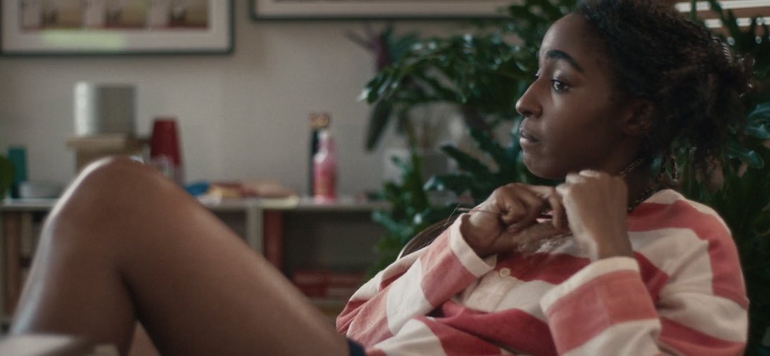 loustates's tweet photo. sydney centric episode u already are and will always will be famous thank you ayo edebiri #thebear https://t.co/lj46s9RpQB