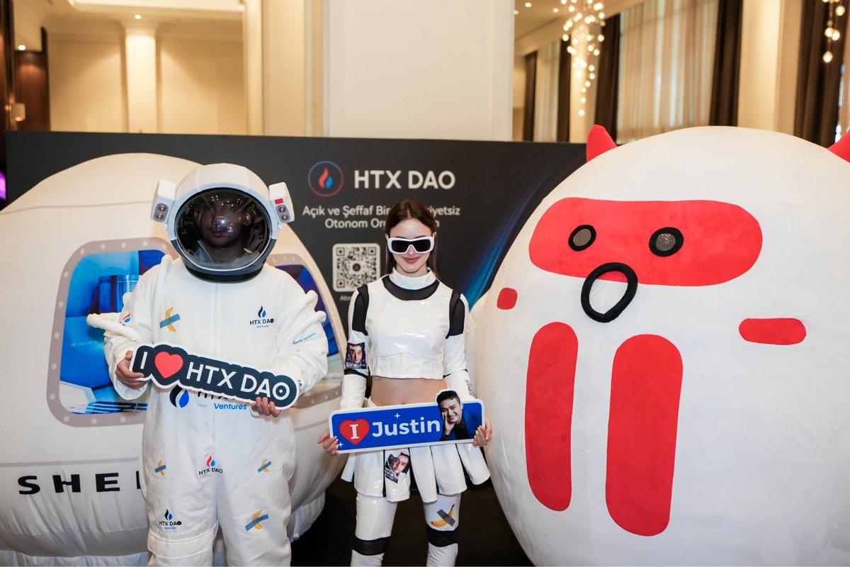 trondao's tweet photo. From Istanbul to space 🌎

#TRON brought the future to #IBW2025, #TRONBull’s ready for takeoff with @justinsuntron! 🚀 https://t.co/tWoloztJyC
