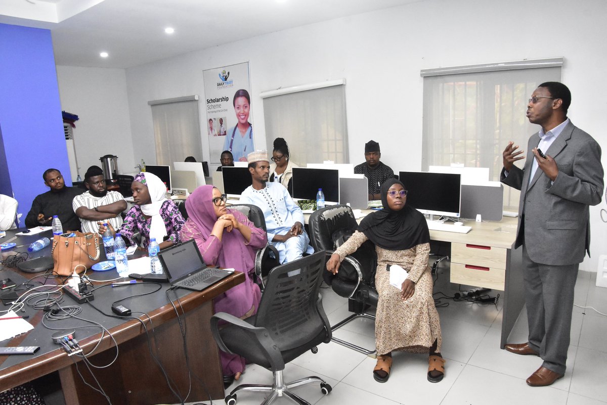 Daily_TrustF's tweet image. Dr Abdullahi Tasiu Abubakar of City ST George's, University of London, taking journalists through Safety Measures in Conflict Reporting.