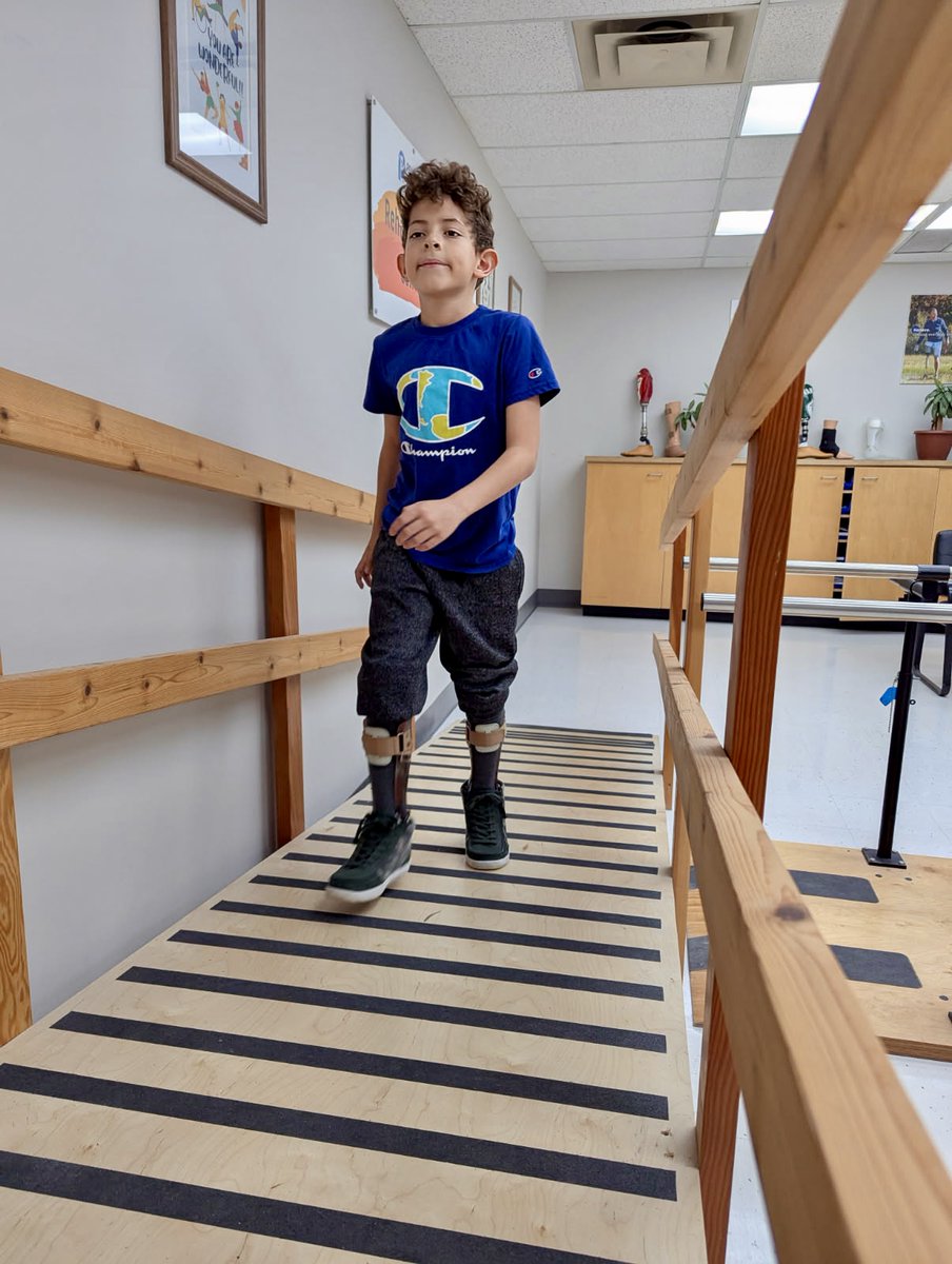 pentland_s's tweet photo. This awesome young client picked the colours and style himself, perfectly matching his shoes! We love seeing our young clients express their personality through their devices. ❤️💪
#pentland_s #Orthotics #AFO #PediatricCare #CustomBracing https://t.co/xHX1FLYUCN
