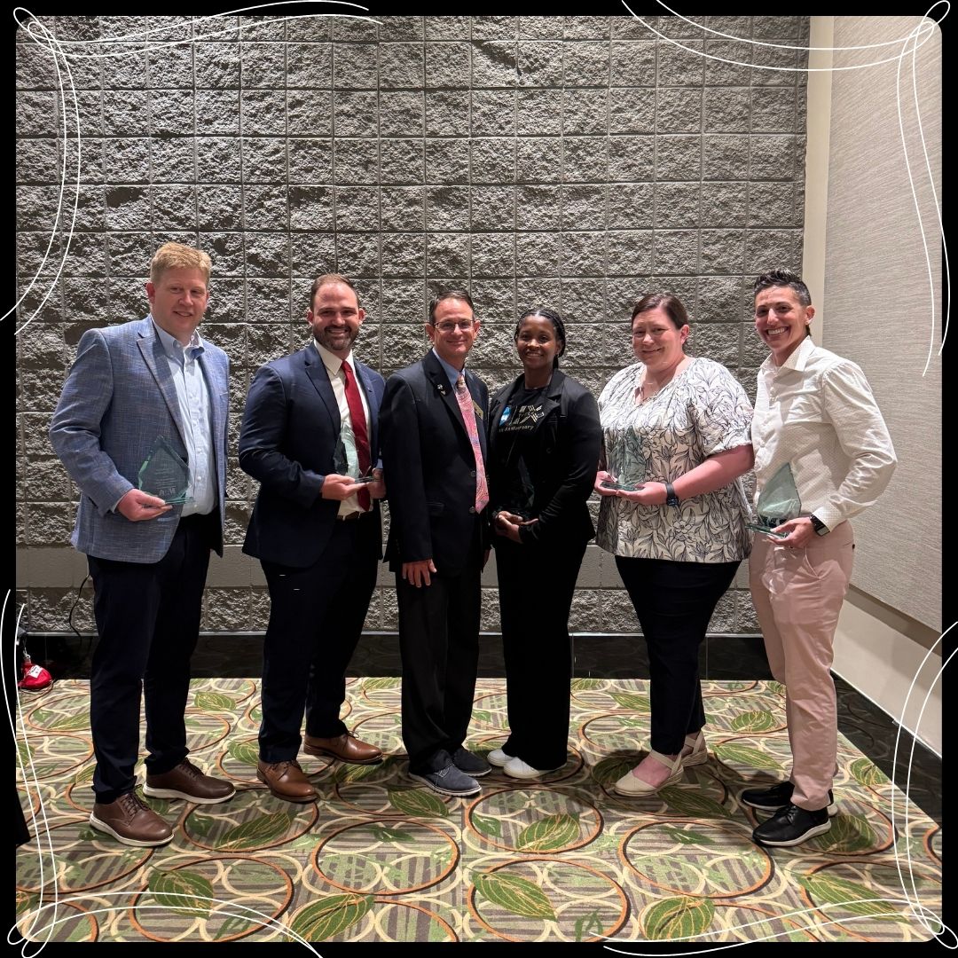 NATA_ICSM's tweet image. Scenes from yesterday's town hall!
Congratulations to the 2025 ICSM Award winners, and thank you to Matthew Debb, Stephanie Williams, Carol Malouf, and Sherman Howze for the incredible panel - Behind the Bill: Managing Secondary Insurance in Intercollegiate Athletics.