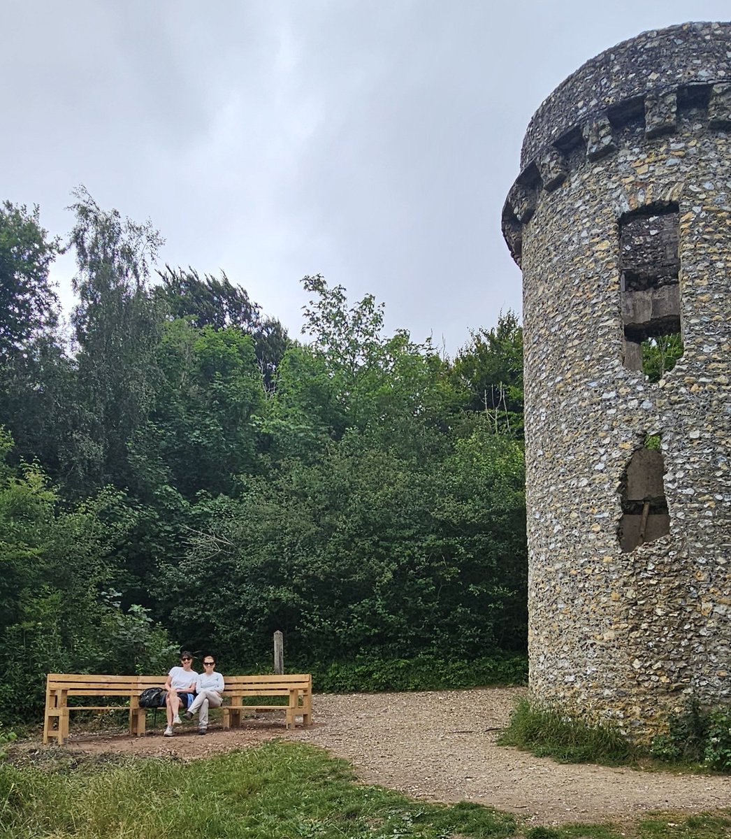 Today's job was finishing off a new seat I've installed at #BoxHill tower. It's in memory to one of the National Trust volunteers. It was an honour to do it for him. 🙂 Mike's seat. ❤️