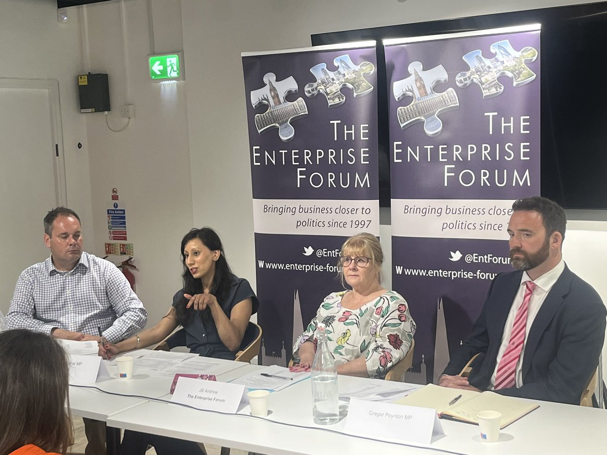 EntForumUK's tweet image. This afternoon we were delighted to welcome our Rising Stars @SoniaKumarMP and @gregorpoynton to our discussion with @EntForumUK members on Growth and Business. Thank you to @airlines_UK for kindly partnering on the event.