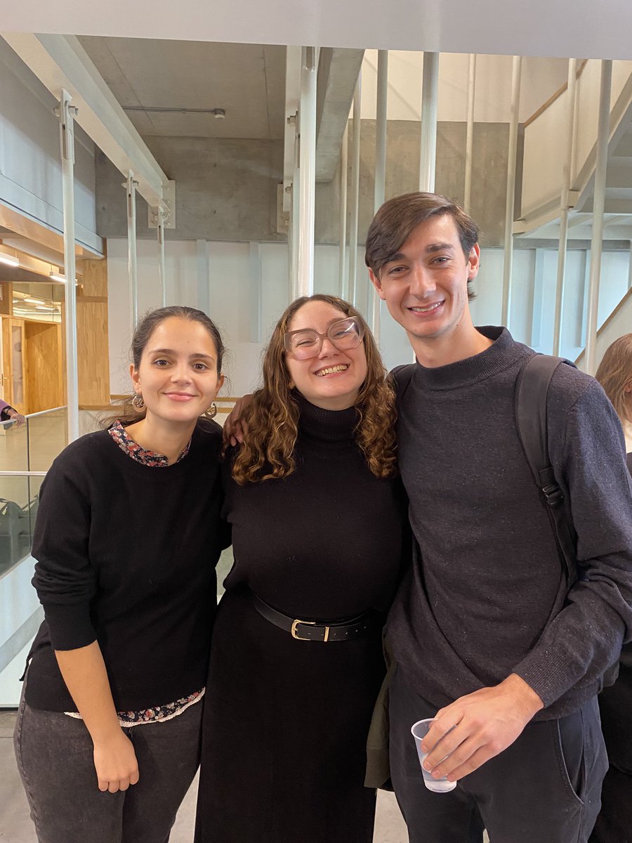 El tridente nominado, pero no premiado. Veremos si sigo los pasos de <a href="/agostinadeleo/">Agostina De Leo</a> o los de <a href="/FranoFo/">Francisco Olivero</a>. Felicitaciones especiales a <a href="/matthewfoy3/">Matthew Foy</a>! Que nos hayas ganado vos compensa la pérdida.