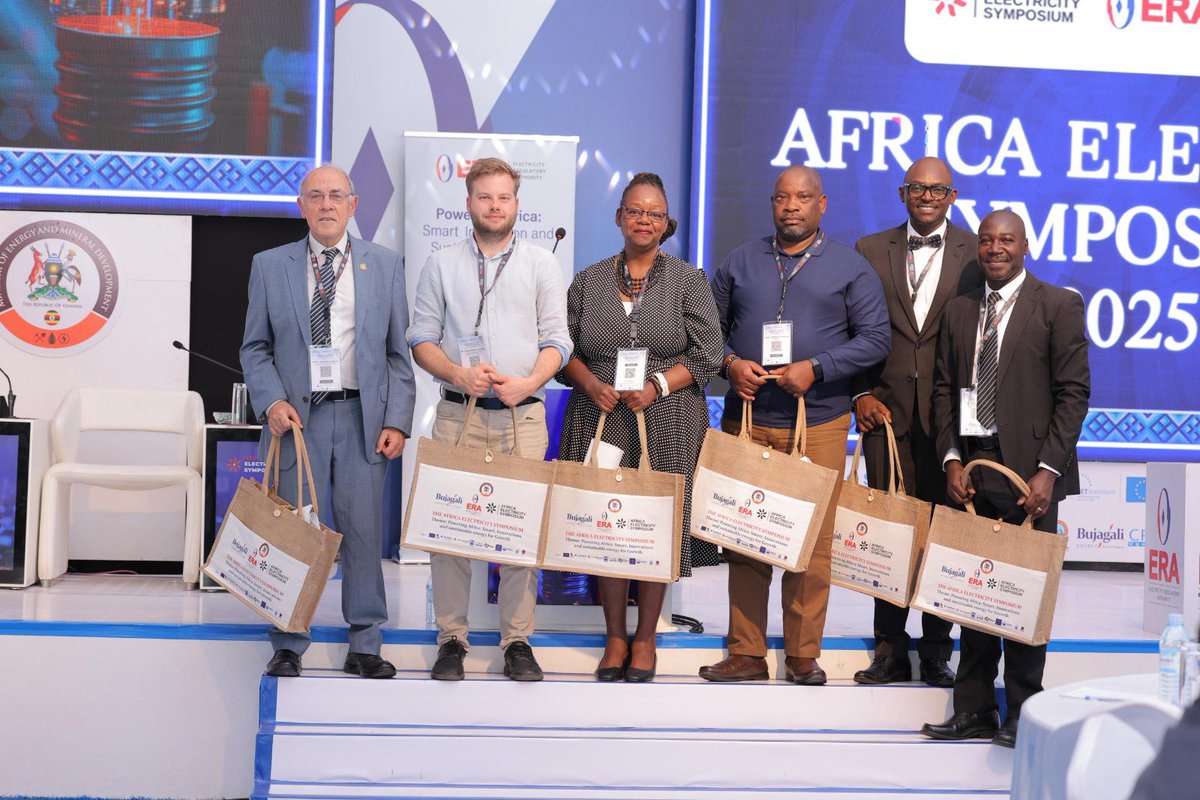 kasyate's tweet photo. Have not moderated a panel with HEAVY panelists like I did today at the @ERA_Uganda organized #aes2025 on #ShapingAfricaEnergyFuture! Only PhDs chiming in on Policy&amp;Regulation,Innovation&amp;Tech,Finance&amp;Investment,Research&amp;Data,Energy access&amp;Just transition,Regional power trade etc https://t.co/VEoVItAc9u