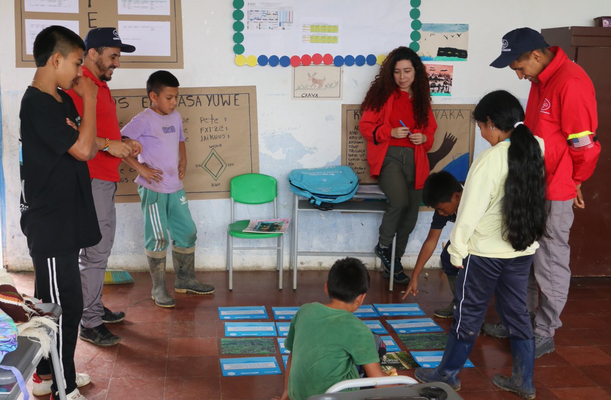 TheHALOCol's tweet photo. Salvar vidas también es educar. 💚 Durante este mes llevamos talleres de Educación en el Riesgo de Artefactos Explosivos (ERAE) a niñas y niños de la escuela en el Resguardo indígena Las Brisas, en el Valle del Cauca. #EducaciónQueSalvaVidas #ERAE https://t.co/pJCMWgmrLM