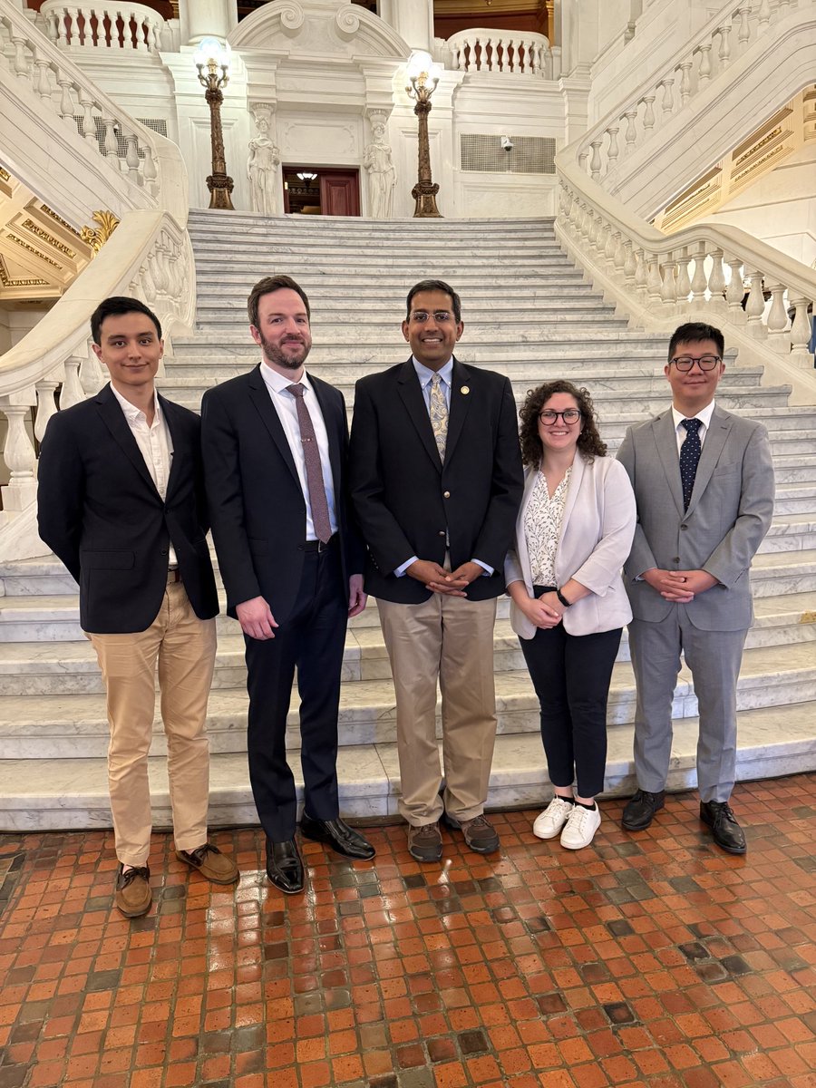 RFS & MSS Pennsylvania Radiological Society (@rfs_mss_parad) on Twitter photo Yesterday was <a href="/PAradsoc/">Pennsylvania Radiological Society</a>'s Resident Day at the State Capitol in Harrisburg, PA!
Residents toured the Capitol building and experienced legislative advocacy in action for Senate Bill 88, which will expand on Act 1 to provide no-cost diagnostic breast imaging in PA! 🩷🌟 Yesterday was <a href="/PAradsoc/">Pennsylvania Radiological Society</a>'s Resident Day at the State Capitol in Harrisburg, PA!
Residents toured the Capitol building and experienced legislative advocacy in action for Senate Bill 88, which will expand on Act 1 to provide no-cost diagnostic breast imaging in PA! 🩷🌟