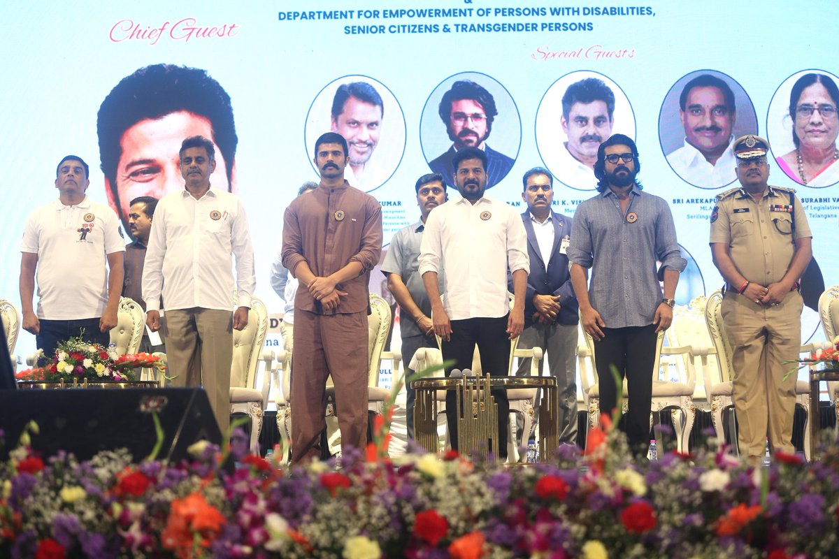 rajcherry579's tweet photo. @AlwaysRamCharan
#RamCharan Anna 😍 Say No to Drugs 🙏🙏🙏
#InternationalDayAgainstDrugAbuse
#IDADA2025 #IDADA
#Peddi
#GlobalStarRamCharan https://t.co/tg8VVprTA9