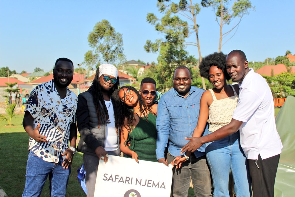 3mayanja's tweet photo. Fam ❤️
@OliveOlovely 
@kemishan 
@EliSongz1 
@aliwaali25 https://t.co/UCsZ4iFd29
