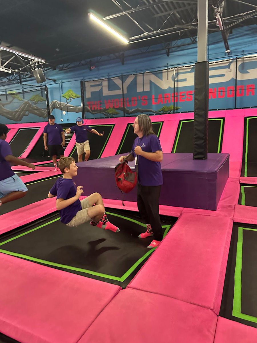 Victory_School1's tweet photo. We were JUMPING for joy during The Victory Center's latest field trip at The Flying Squirrel Indoor Trampoline Park. Experiences like these are amazing for supporting students to get active, move their bodies and try new things. https://t.co/bnwvIDeCGo