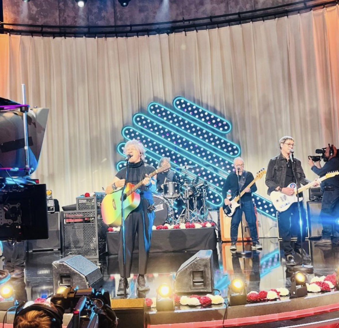 Répétitions pour Quotidien… 👀

📸 Indochine Officiel