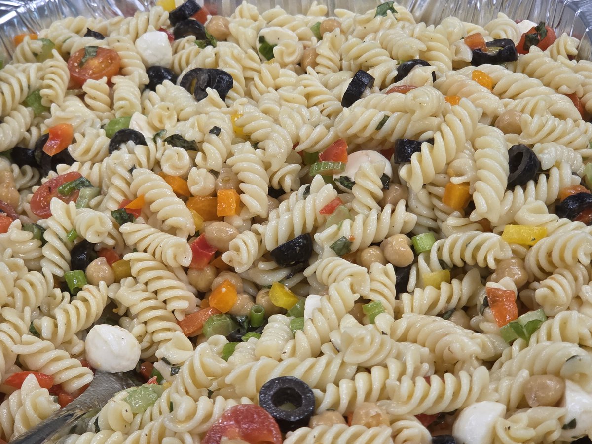 The Retired ICU Nurses of <a href="/StJoesHamilton/">St. Joe's Healthcare (Hospital & Foundation)</a> returned to The #MarkPreeceFamilyHouse last night for their regular #Thyme4Dinner.
You can help make us a home away from home by hosting your own Thyme For Dinner
Visit markpreecehouse.ca/thyme4dinner for details.
#MPFH #HamOnt #HamON