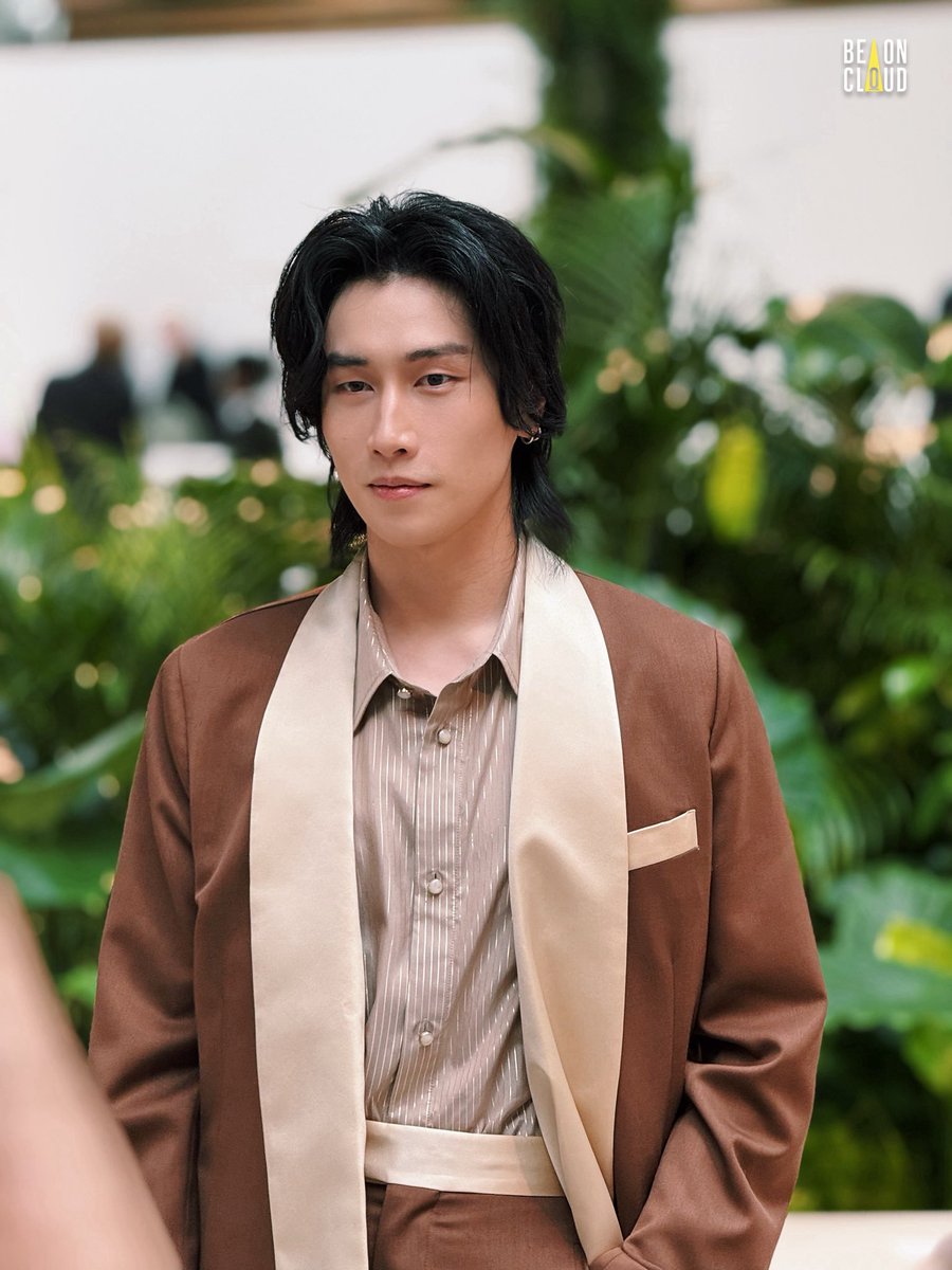 bible_officiall's tweet photo. You're so shine ✨️

BIBLE FOR AMIRI SS26 
#BibleAMIRISS26

#AMIRI #AMIRITHAILAND 
#AMIRIxBIBLE #AMIRISS26 #ParisFashionWeek #PFW2025 https://t.co/Av7VdpscLK