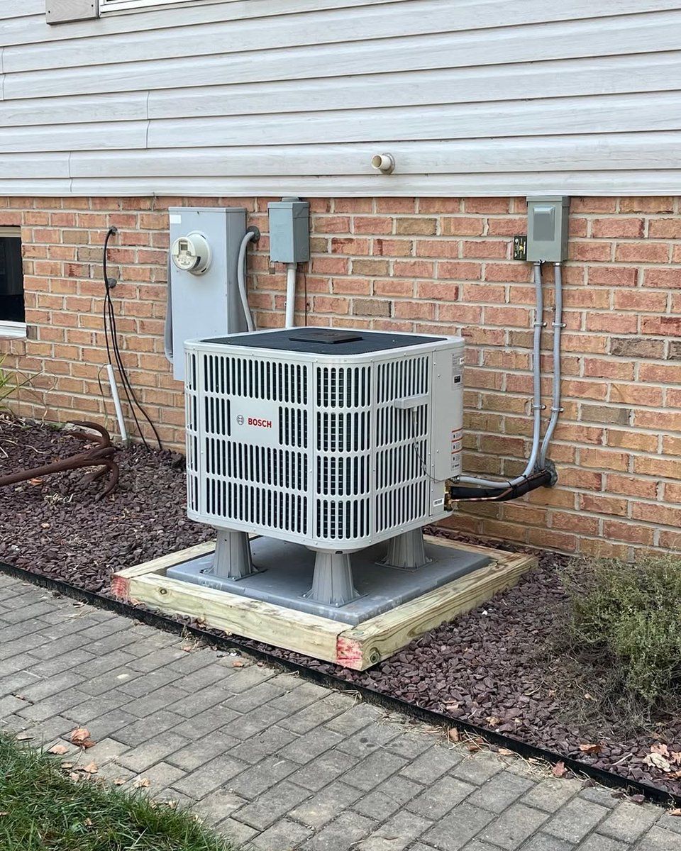 Now this is a story all about air...

Check out this IDS Premium Connected installation from HC Silver PRO CR Mechanical in Bel Air, MD.

Have photos to share? Don't forget to message us your install photos for a chance to be featured #LikeABosch!