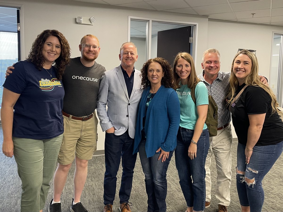 What's keeping you #motivated this week?

For us, it's the moments we share as a team, smiling and bringing #passion to supporting fearless fundraisers to help build better tomorrows. 💙
#OneTeamOneCause