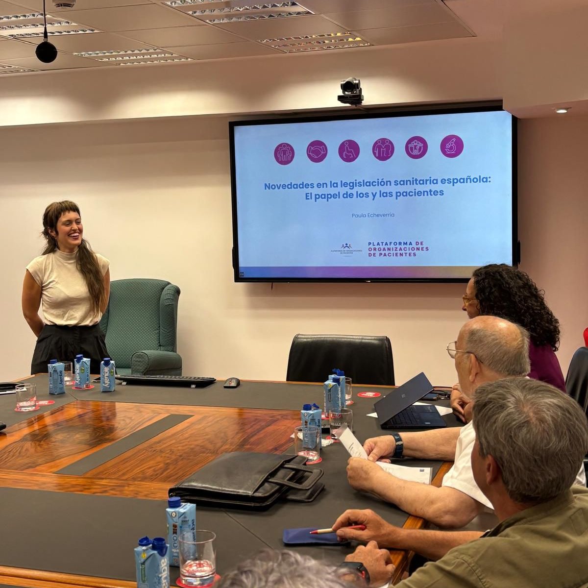 Hoy, 26 de junio, las asociaciones miembro de FEASAN🩸 se han reunido en Madrid para celebrar su Asamblea General Ordinaria.

Por la tarde, Paula Echeverría ha realizado una conferencia sobre "La participación de los pacientes en el SNS. Un nuevo contexto, una nueva necesidad".