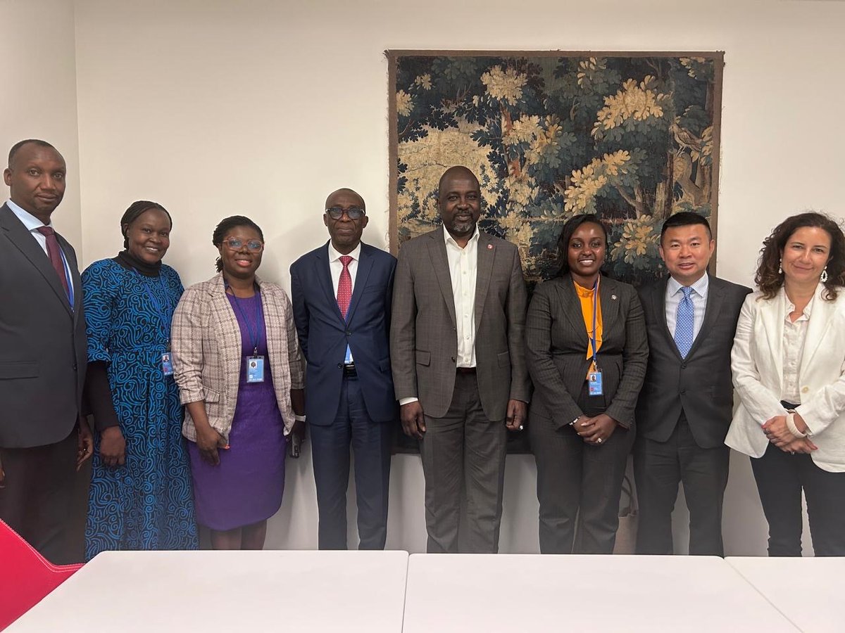 Productive meeting between Mr. Adedeji Ebo, Director and Deputy to the High Representative for Disarmament Affairs at @UNODA, and Mr. Jean Pierre Betindji, Executive Secretary of @RECSA_SALW, discussing strengthening regional arms control and cooperation.