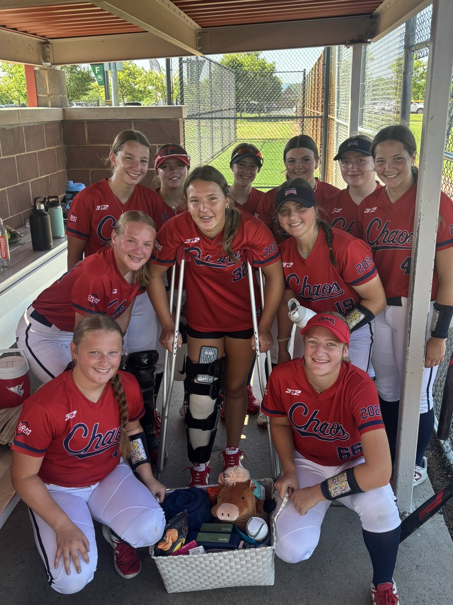 Lainey Lessman tweet media