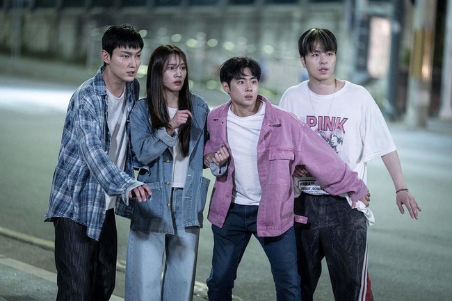 PathofBK's tweet photo. 💸‘Finding the Hidden Money’ ชื่อแปล < #숨은돈찾기 > ผกก #คิมซลแม ได้เริ่มถ่ายทำอย่างจริงจังเป็นครั้งแรกเมื่อวันที่ 31 พค.ที่ผ่านมา 

นำแสดงโดย #โจบยองกยู , #จูโฮ SF8, #กูจุนฮเว iKON, #อีแทรี และนักแสดงหน้าใหม่ #คิมเซยอน

📎 https://t.co/Ji8gxRqQsM

#ChoByeongKyu #조병규 https://t.co/8FUDzt5eW7