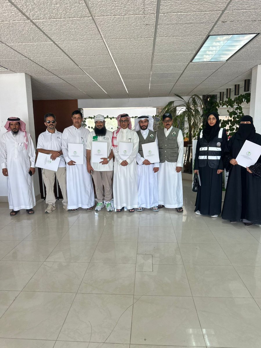 مشاة الرياض (@musha_riy) on Twitter photo استثماراً للإجازة الصيفية، ونشراً لثقافة #مجموعات_المشي ، وصناعة #البيئة_المحفزة للمساهمة في تحقيق #جودة_الحياة #مشاة_الرياض يوقعون اتفاقية تعاون مع جمعية رياضة المشاة وتسلق الجبال بعسير <a href="/asirpma/">جمعية رياضة المشاة وتسلق الجبال</a> . استثماراً للإجازة الصيفية، ونشراً لثقافة #مجموعات_المشي ، وصناعة #البيئة_المحفزة للمساهمة في تحقيق #جودة_الحياة #مشاة_الرياض يوقعون اتفاقية تعاون مع جمعية رياضة المشاة وتسلق الجبال بعسير <a href="/asirpma/">جمعية رياضة المشاة وتسلق الجبال</a> .