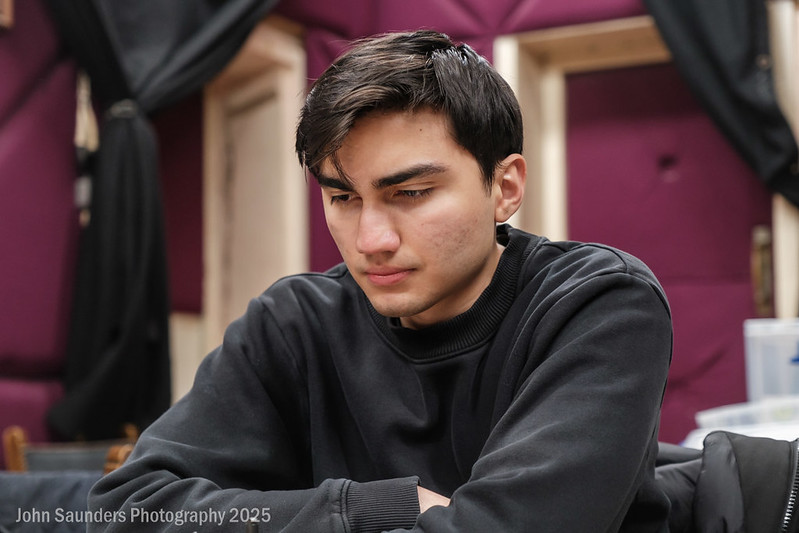 KingstonChess's tweet image. Peter Andrews' report on Kingston's dramatic 3.5-2.5 victory away to Harrow in the final of the Thames Valley Knockout. tinyurl.com/nv3cuvrx Terrific wins by Supratit Banerjee, David Maycock (pictured) and Peter Large, and a crucial draw by Will Taylor, took us over the line
