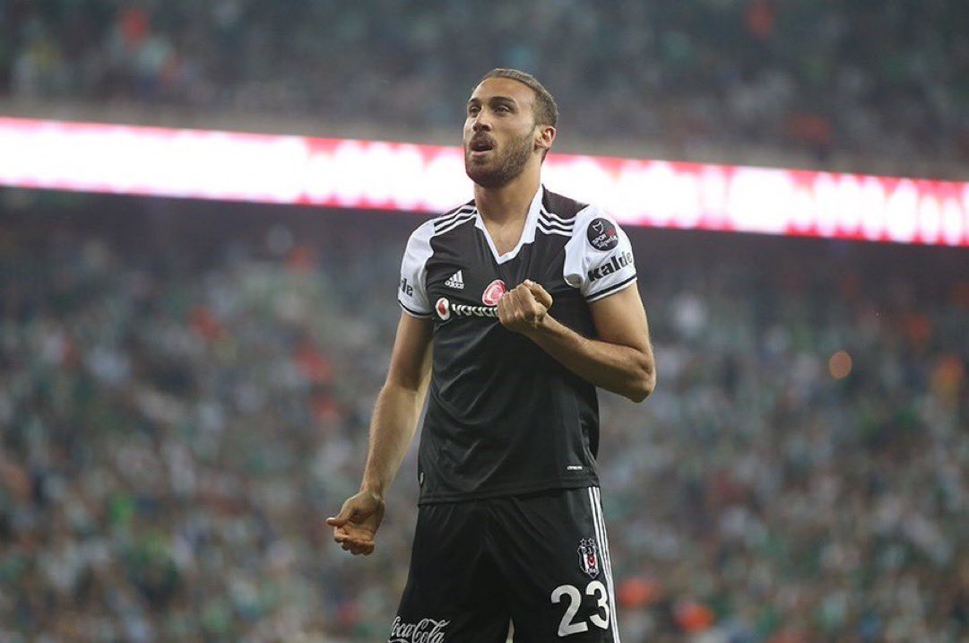 Birini seçecek olsanız hangisini seçerdiniz❓

• Breel Embolo
• Wout Weghorst
• Cenk Tosun