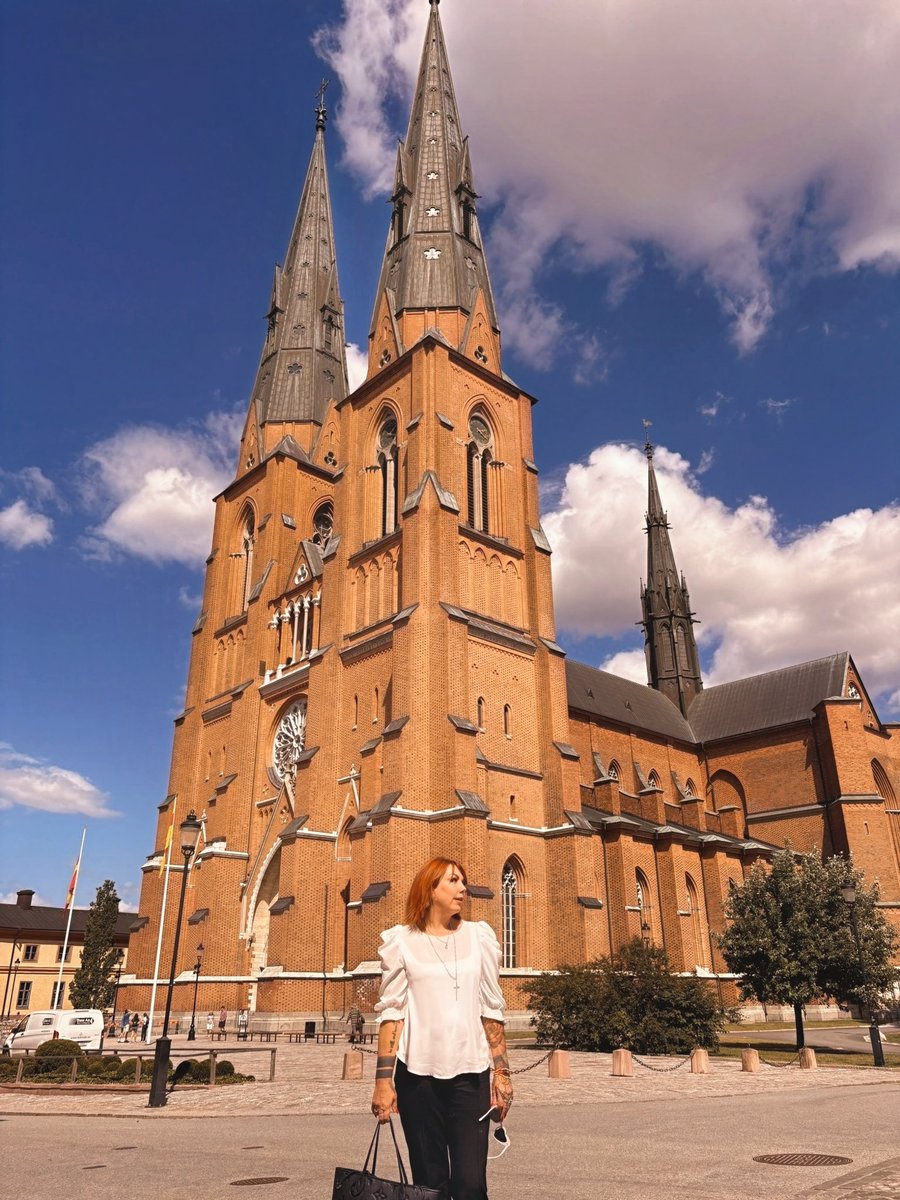 DawnLSutherland's tweet image. Had a chance in between Society of Biblical Literature (SBL) International Conference sessions to visit the Uppsala Cathedral (ca. 13th century). 

We also got to see the Codex Argenteus, a 6th‑century Gothic Gospel manuscript written in silver and gold ink on royal purple…