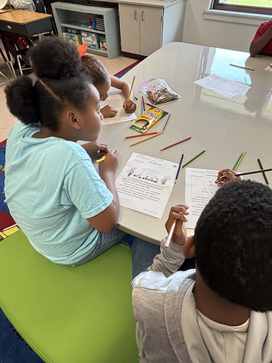 Karen Wood tweet media