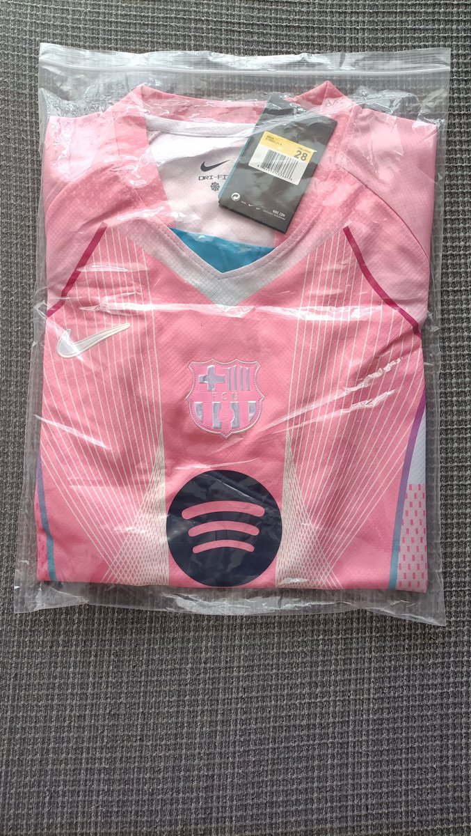 Camisetón desde <a href="/futboljersey7/">FutbolJersey77</a>