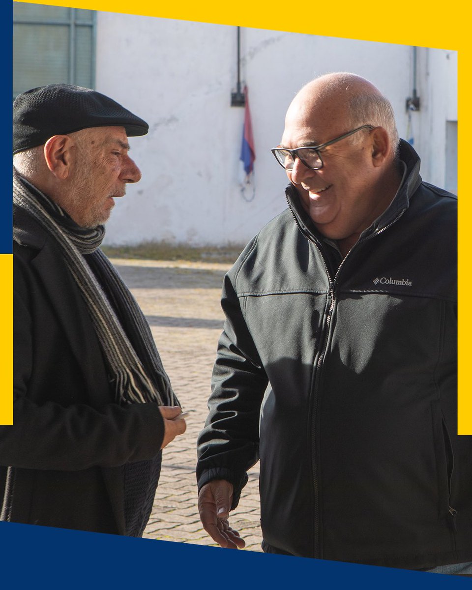 Abella dijo que fue una reunión “cordial” en la cual le manifestó la intención que dijo en la campaña, tener acercamiento para la construcción del Maldonado para los próximos años.
Dijo también que si se comparan ambos programas de gobierno hay muchas coincidencias.