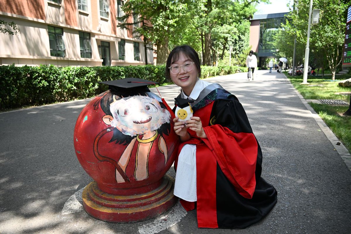 🎉 Huge congrats to Dr. Miao Ye (Capital Normal University), who just defended her PhD!
Her work develops a coupled FE–PD model to simulate land subsidence &amp; fissures in Beijing, combining InSAR, machine learning, and advanced mechanics
#PhDDefense #EarthFissures #LandSubsidence