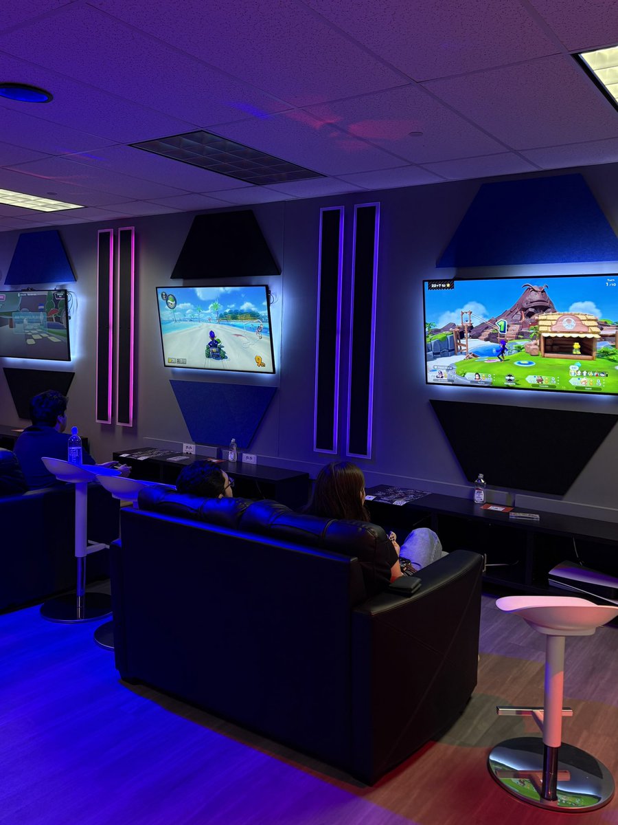 Stay cool this summer and play some games with us at the Brookdale Esports Arena. 🌞 Open Monday to Friday, 2–6PM.

#brookdaleesports