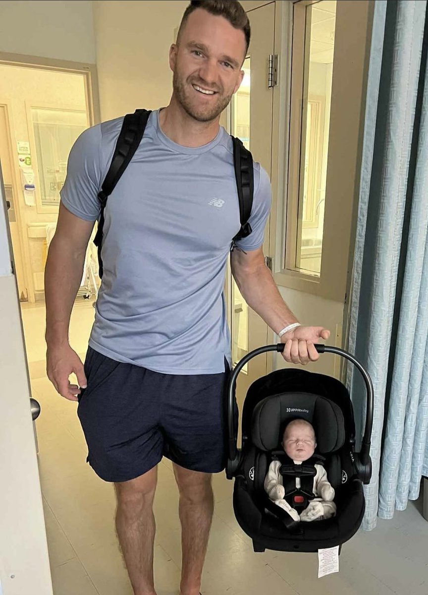 Congratulations to Catherine and Jonathan on the birth of their son, Jacob ❤️

📸: Jonathan Huberdeau on IG (jonnyhuby11)