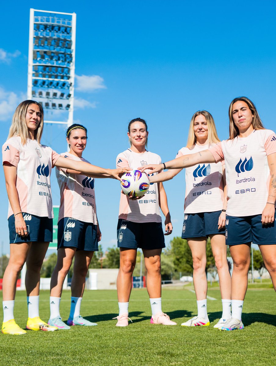 🫣🚨 ¡¡¡ÚLTIMA PARADA!!!

La @sefutbolfem nos espera en Butarque 🏟️ para DISFRUTAR de un PARTIDAZO contra Japón, antes de #ElSueñoEuropeo que empieza en Suiza 😍

🕒 21:00 
📺 La 2 y RTVE Play

¡¡Os esperamos a TOD@S en Leganés para despedir a nuestras ESTRELLAS!! 💚🔥
