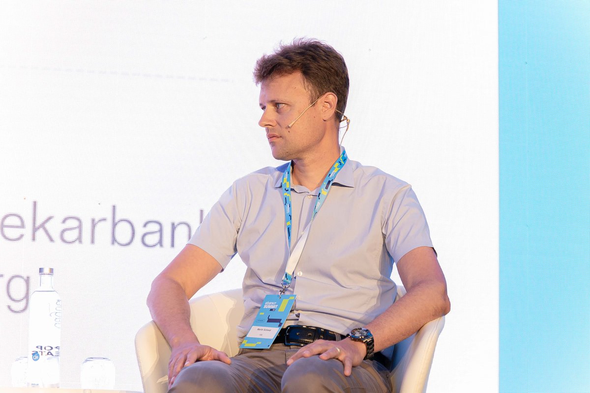 e_bank_it's tweet image. We were honored to have @B_Transilvania, @ServusCU, and @HypiLenzburg, at the ebankIT Summit, where they shared how financial institutions are using AI to drive real impact. Powerful insights on what’s ahead! #ebankITSummit #ai #ebankit