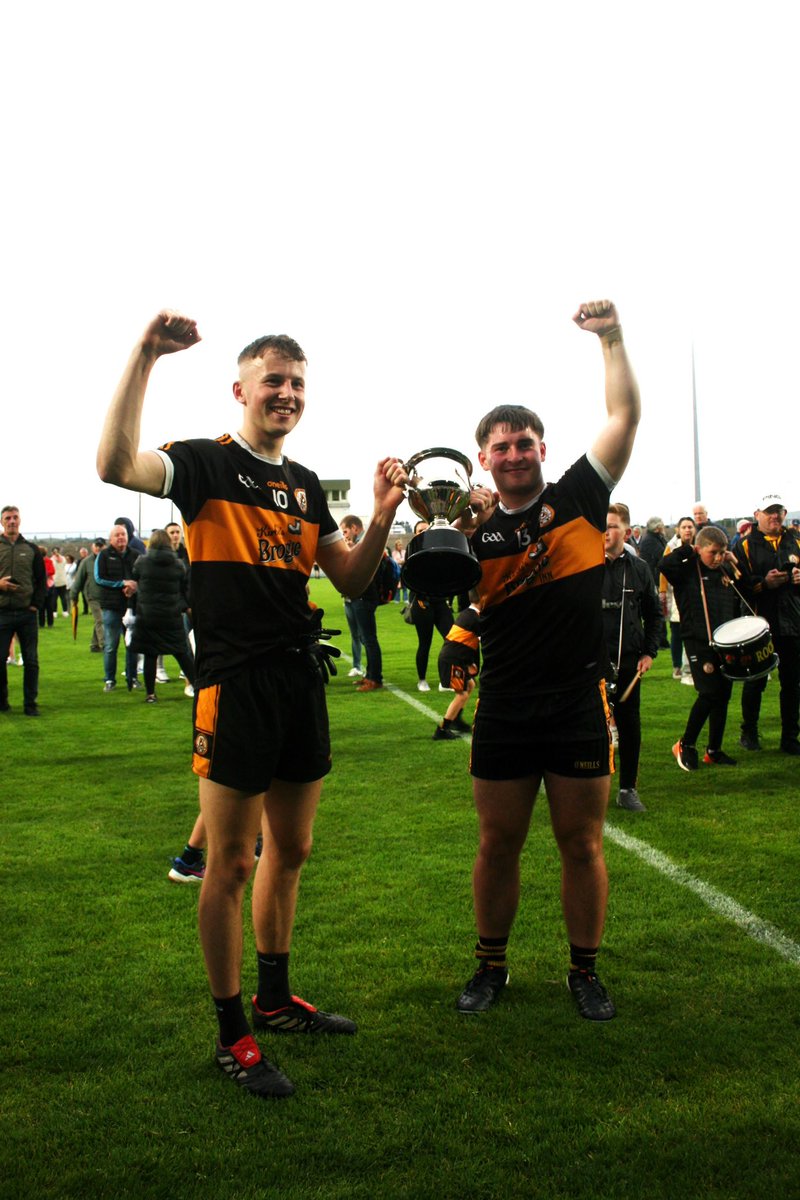 AustinStacksGAA's tweet photo. Austin Stacks are the U21 County Champions for the second year in a row. Head over now to our club website for a full match report plus a wonderful photo gallery of another historic night for the club 🖤🧡🖤,
➡️ https://t.co/w1EeK4Xefz https://t.co/PpZCQEA1wN